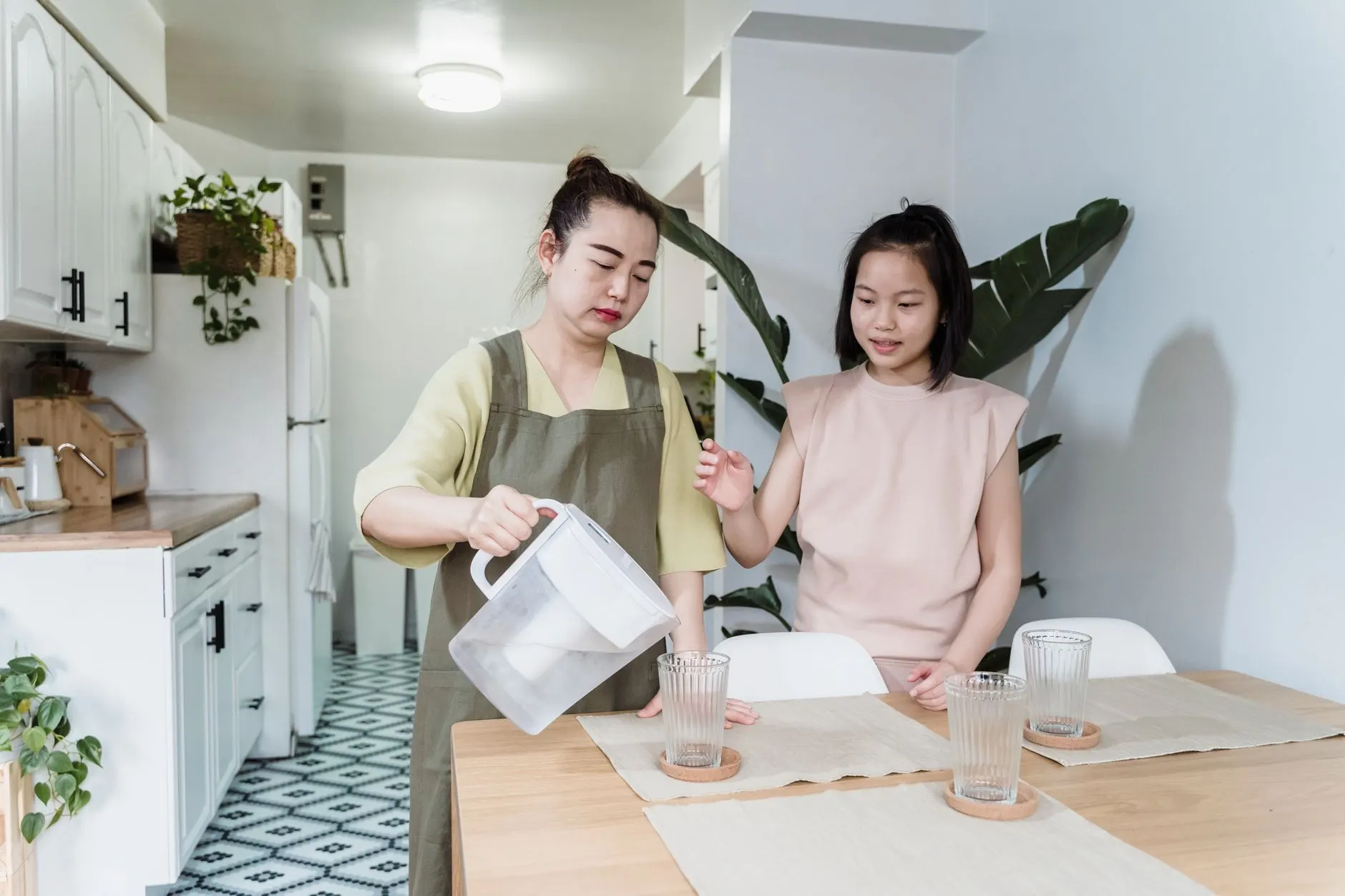 西藏格拉梅朵商贸服务产品线解析：天路本草系列品类与供应优势